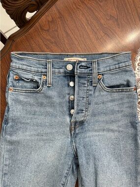 High-Rise Light Wash Women’s Jeans - Classic Button Fly
